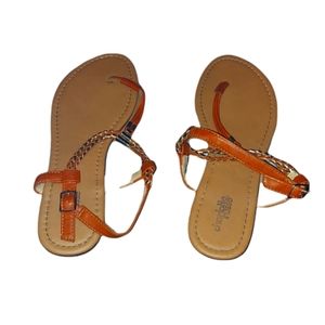 2 pairs of GUC sandals 424